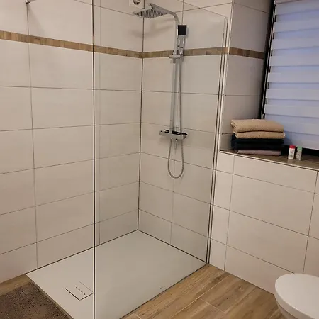 בית נופש Klara *